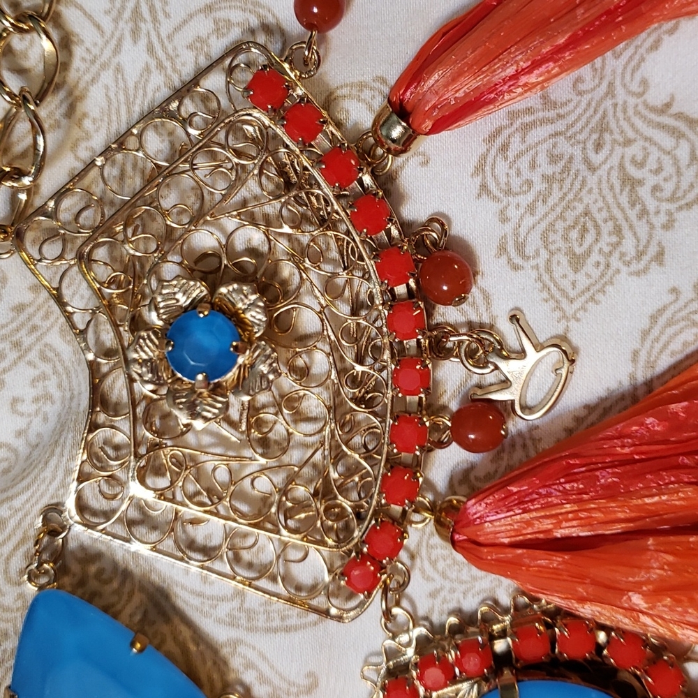 🎉HP🎉 STQ gold-tone red & turquoise statement necklace - Picture 6 of 13